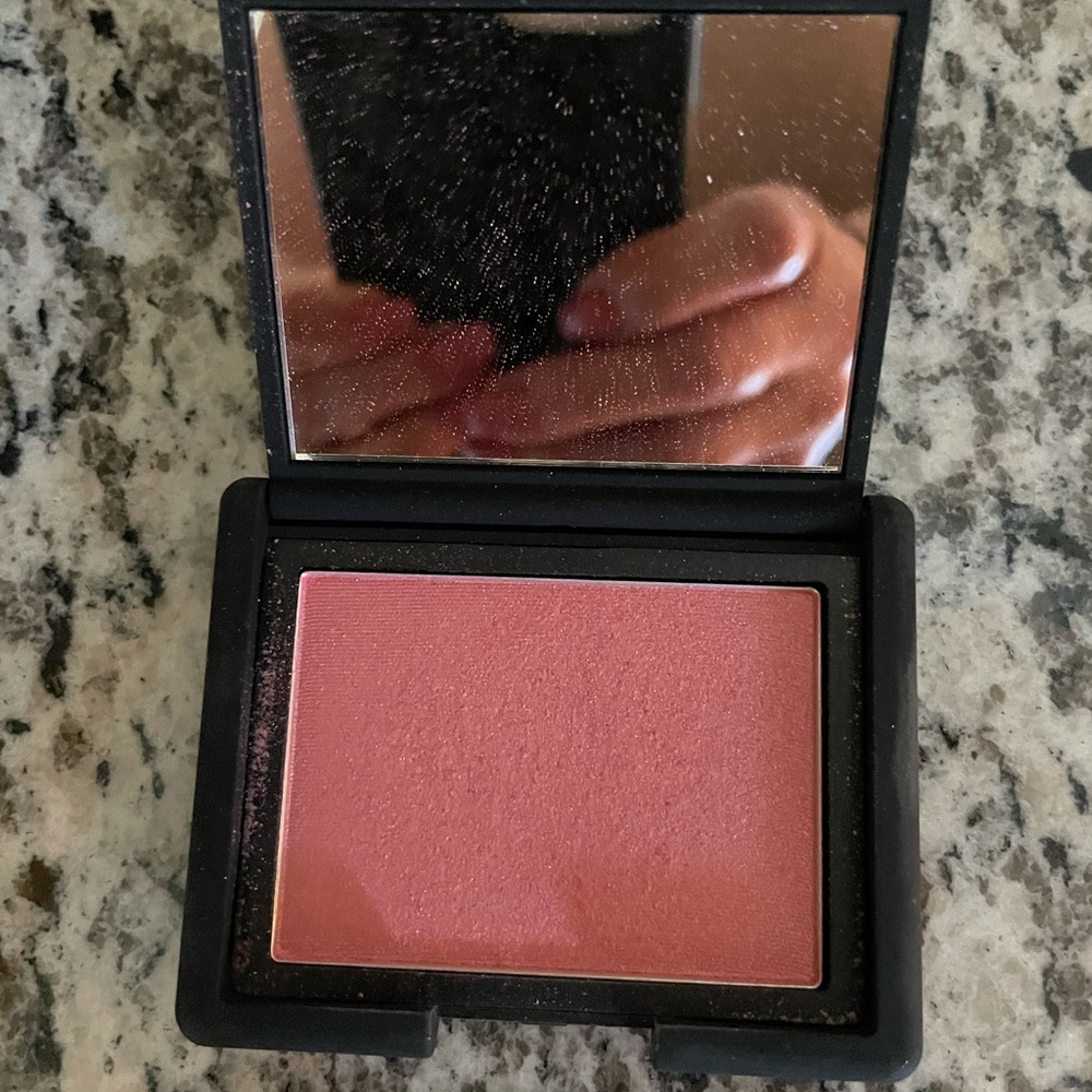 NARS blush - Picture 3 of 5